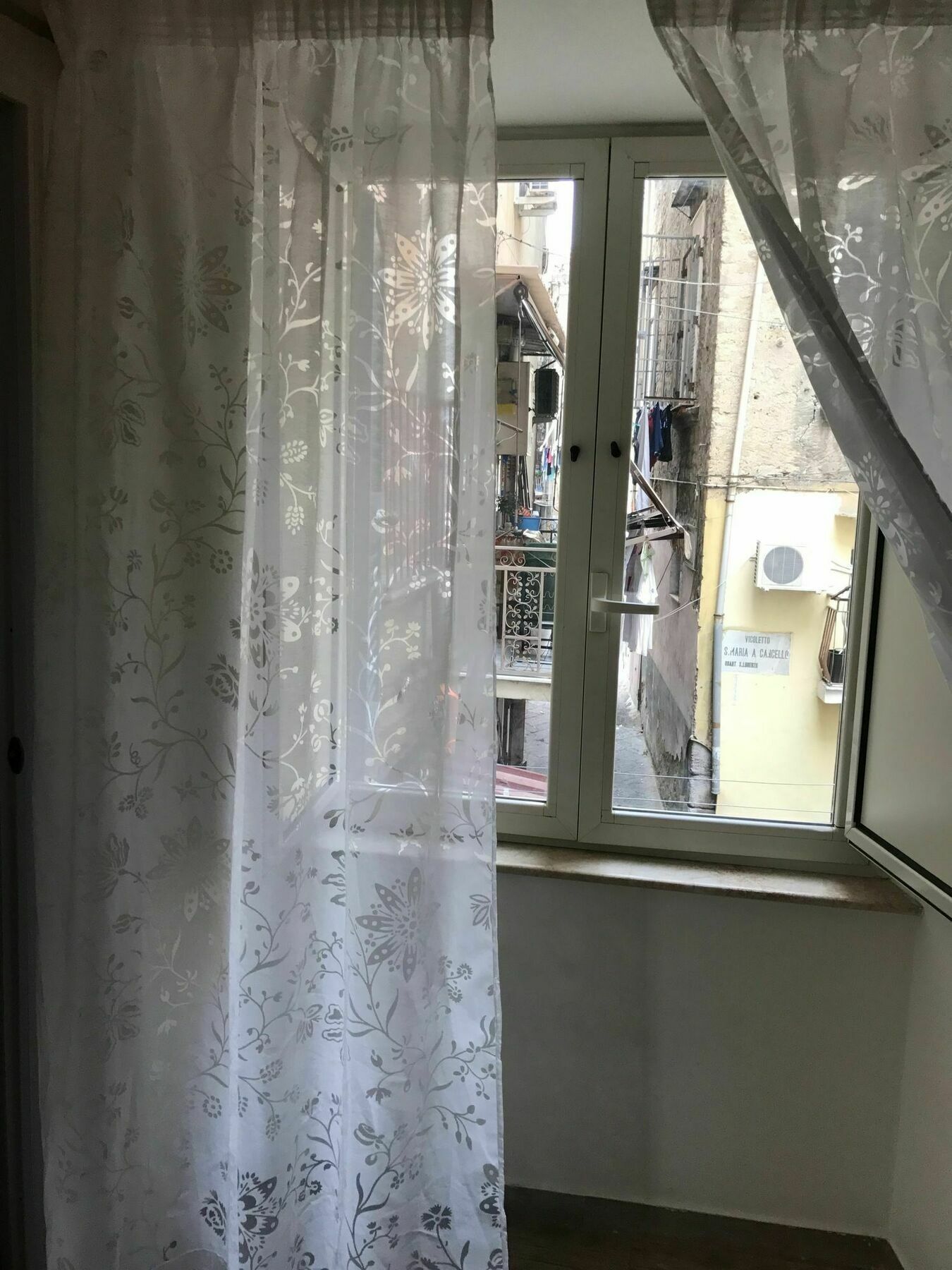 ナポリNana Houseアパートメント エクステリア 写真